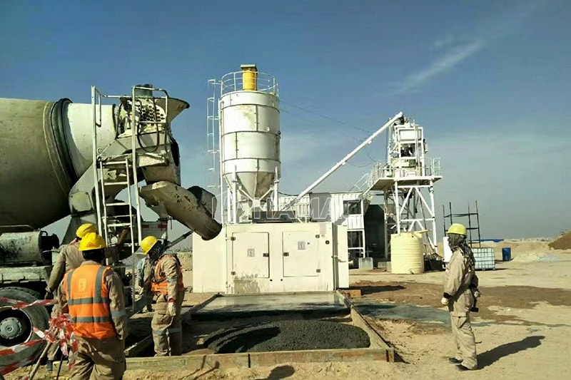 Centrale à béton HZN50 avec bétonnière planétaire au Koweït